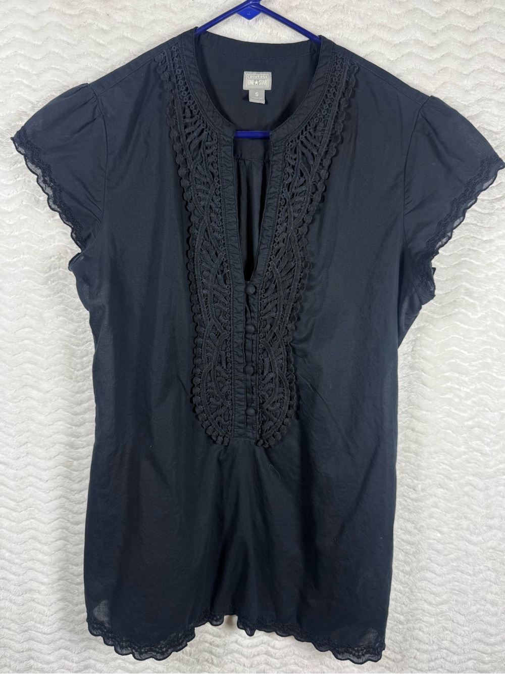 Converse One Star women's short-sleeve boho blouse. So cute 🥰🧡
